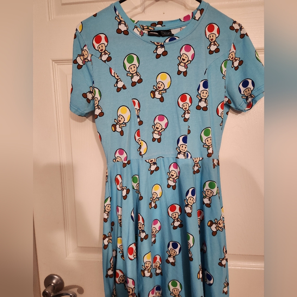 Cakeworthy Super Mario Toad Print Dress (LG)